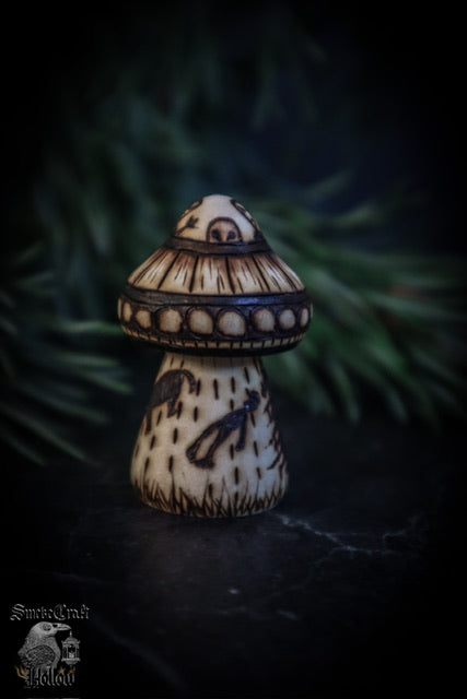 Wooden ufo uap abduction mushroom figurine decor